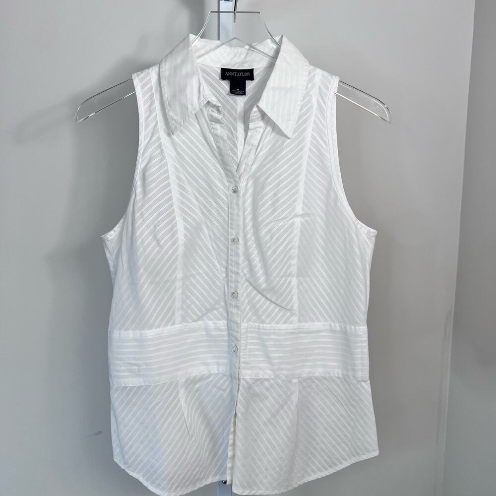 Ann Taylor White Pintuck Pleated Sleeveless Blouse – Size M